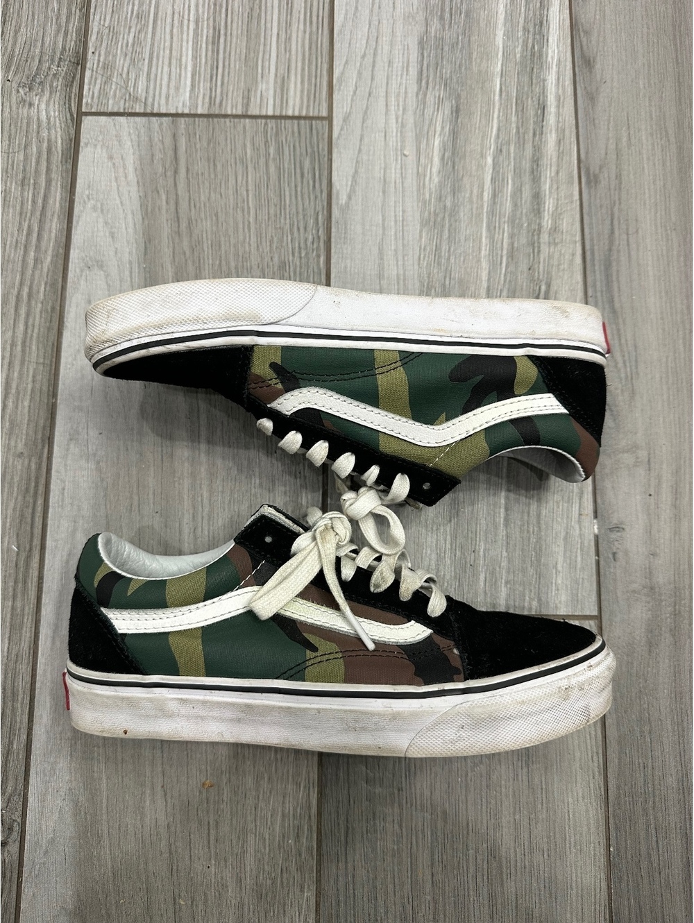Vans Old Skool Camo Sneakers Size 5.5 Men / 7 Women